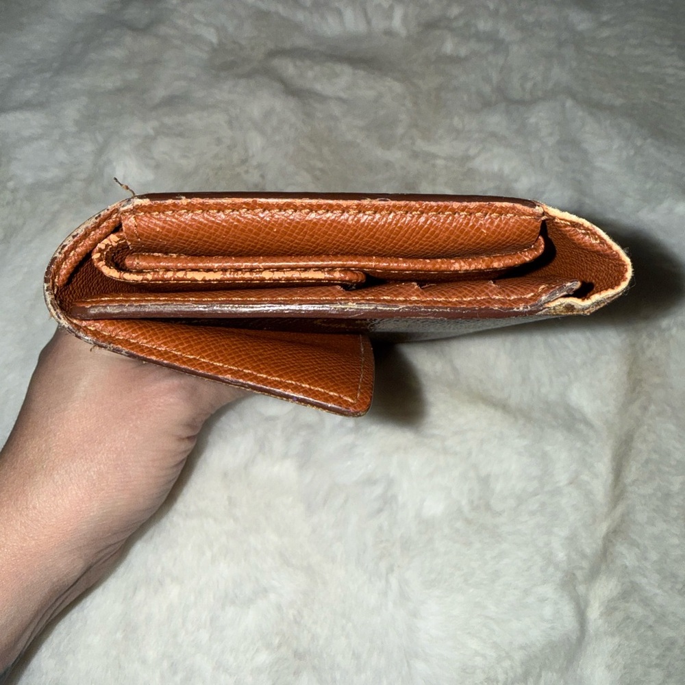 Louis Vuitton Monogram Trifold Wallet - Picture 7 of 11